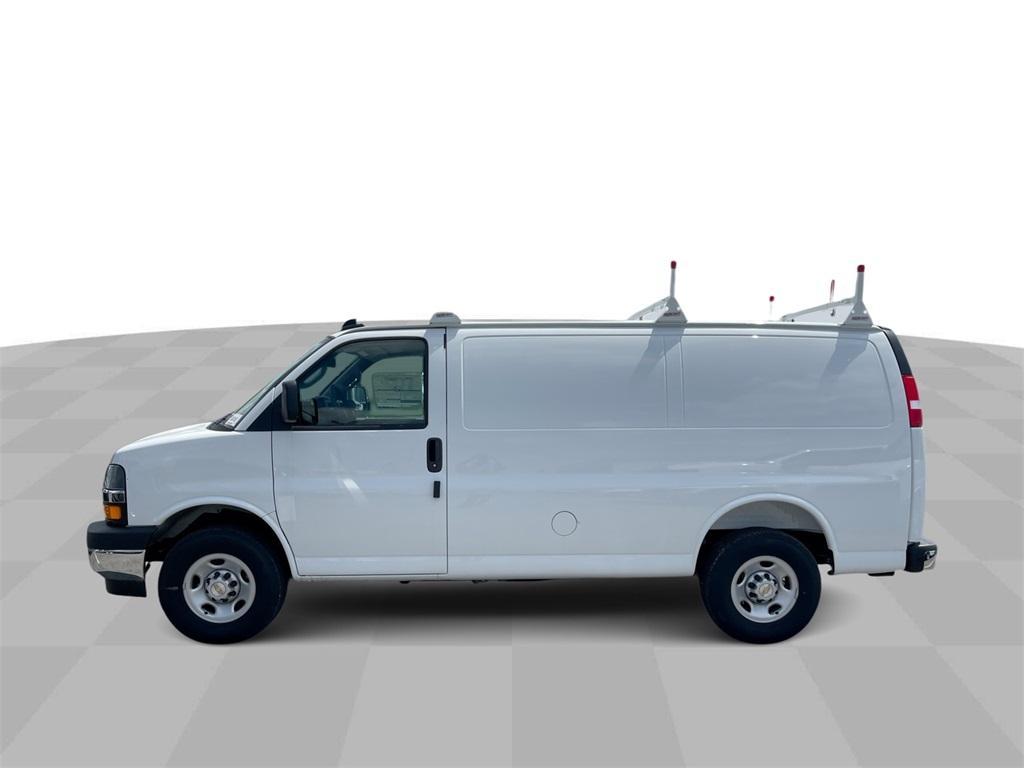 new 2025 Chevrolet Express 2500 car