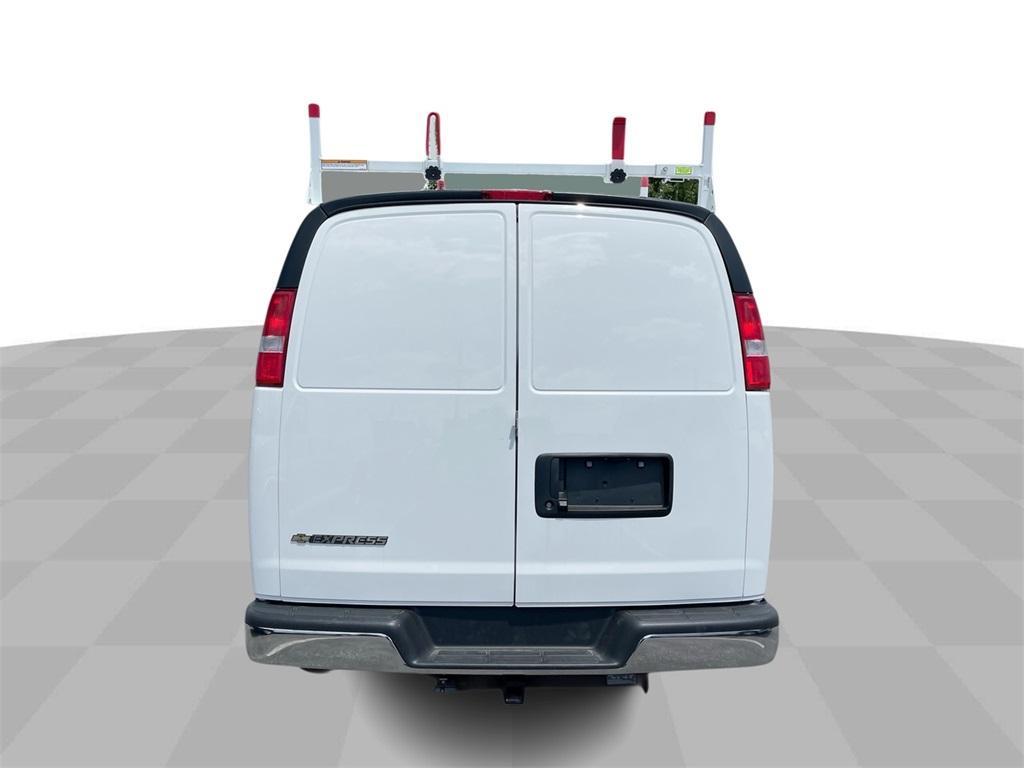 new 2025 Chevrolet Express 2500 car