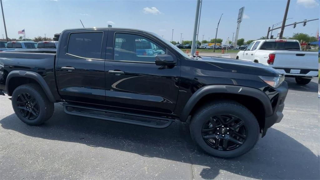 new 2025 Chevrolet Colorado car, priced at $45,185