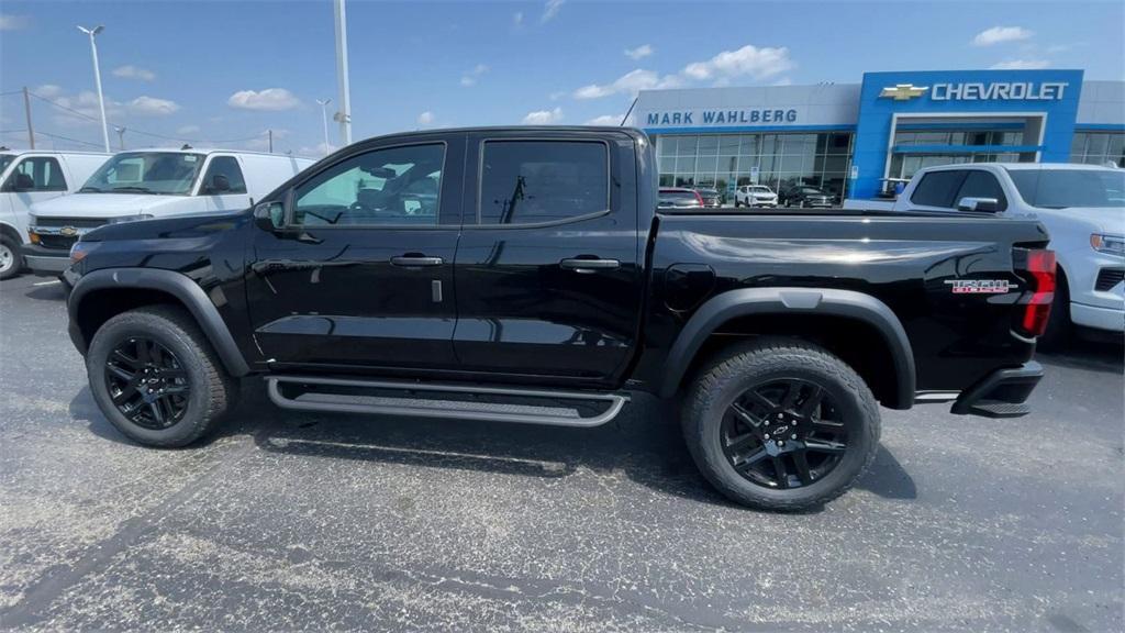 new 2025 Chevrolet Colorado car, priced at $45,185