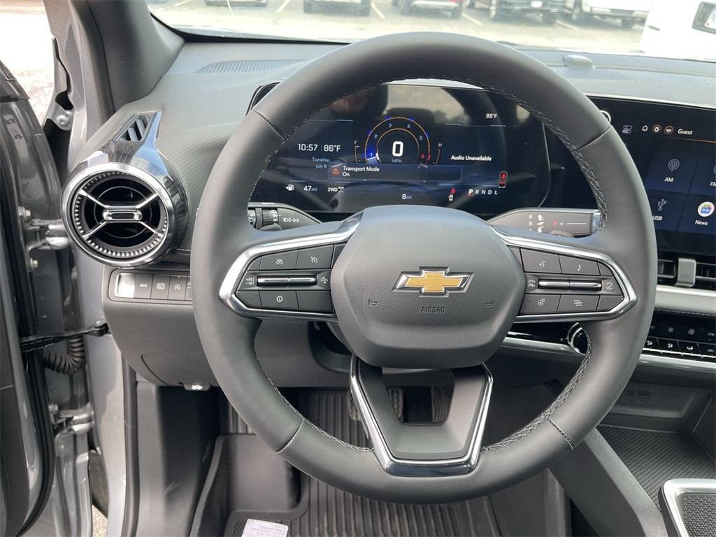 new 2026 Chevrolet Equinox car, priced at $32,340