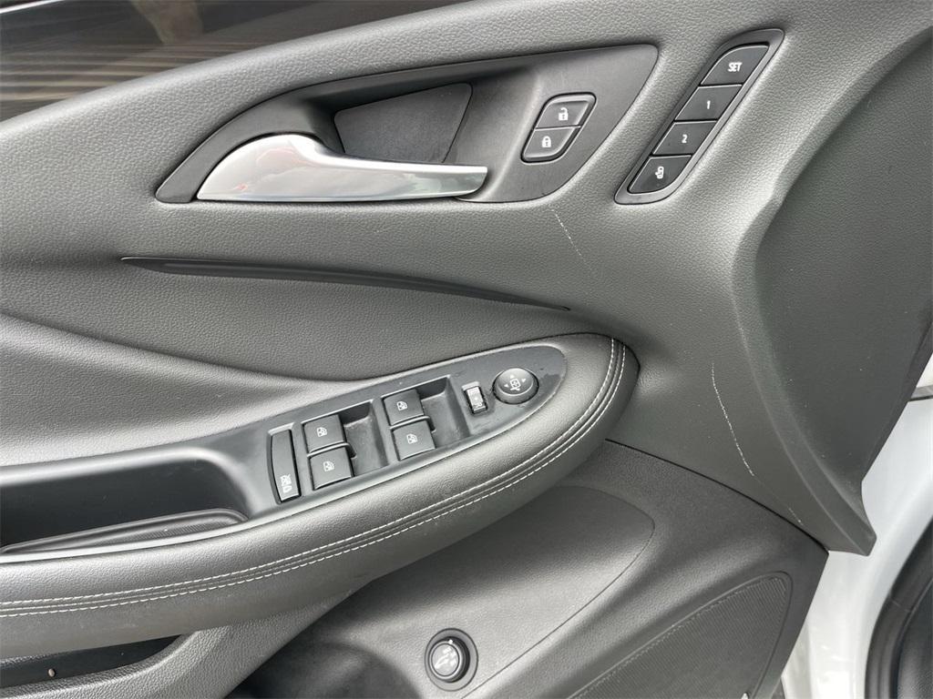 used 2020 Buick Envision car, priced at $22,990