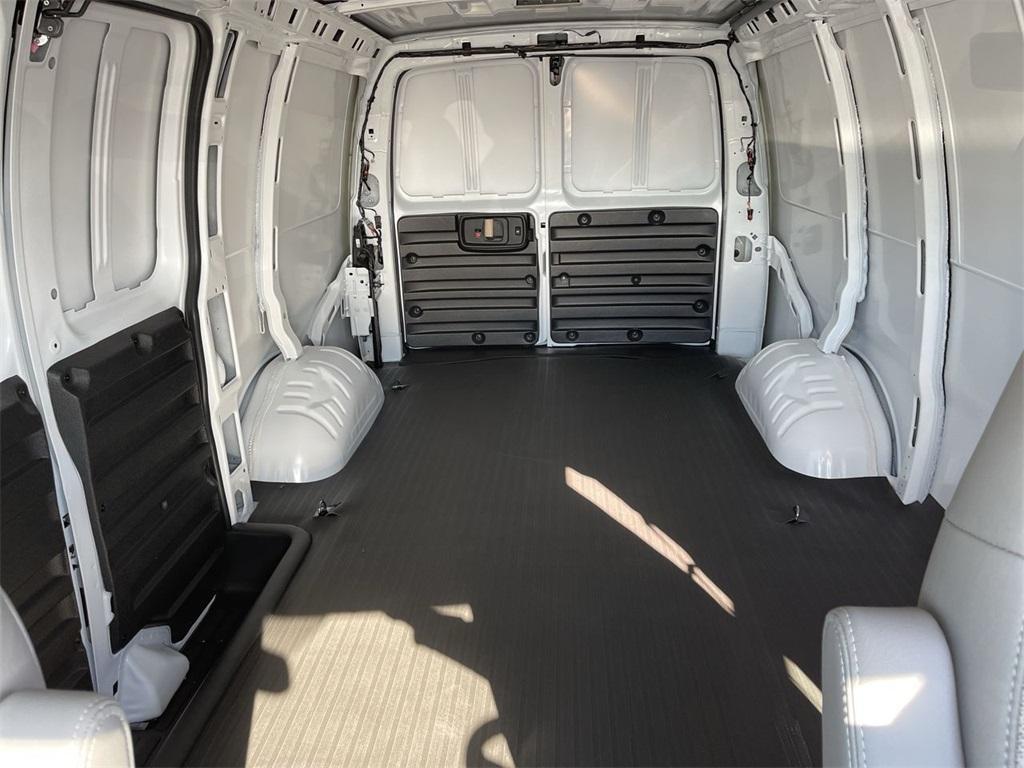 new 2025 Chevrolet Express 2500 car