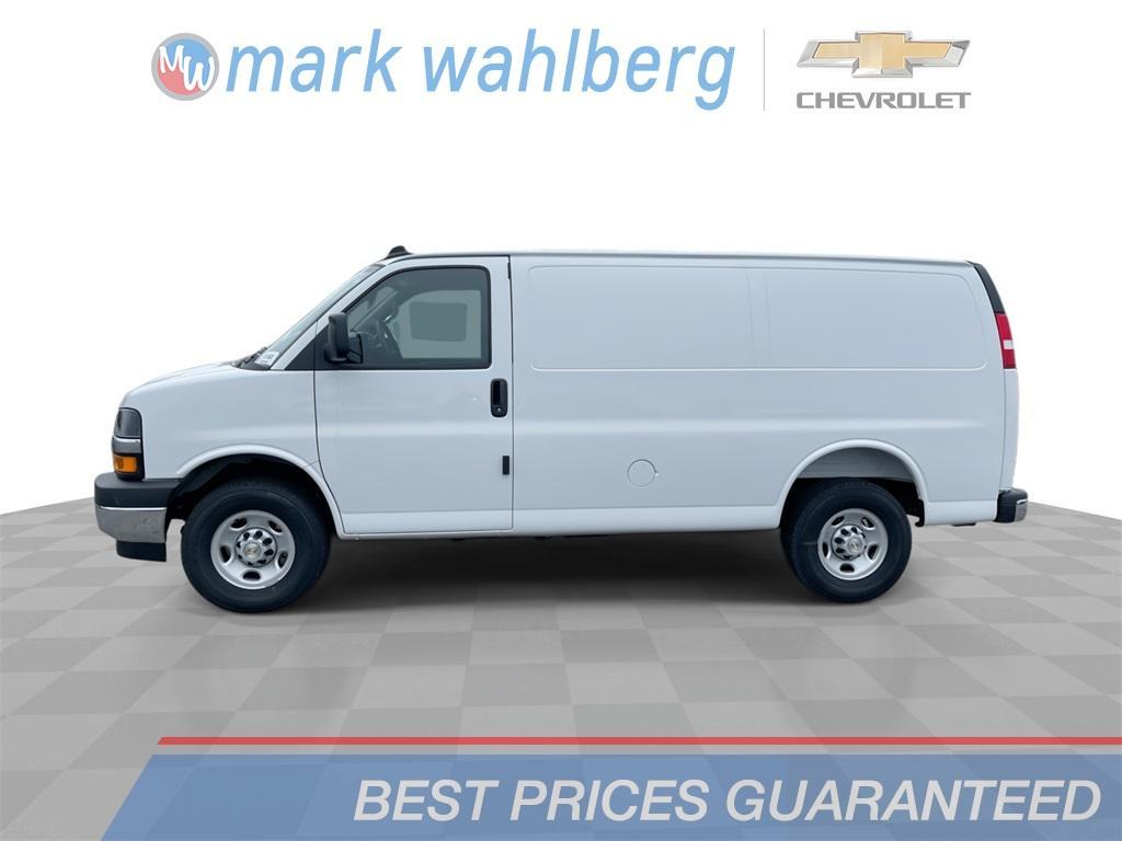 new 2025 Chevrolet Express 2500 car