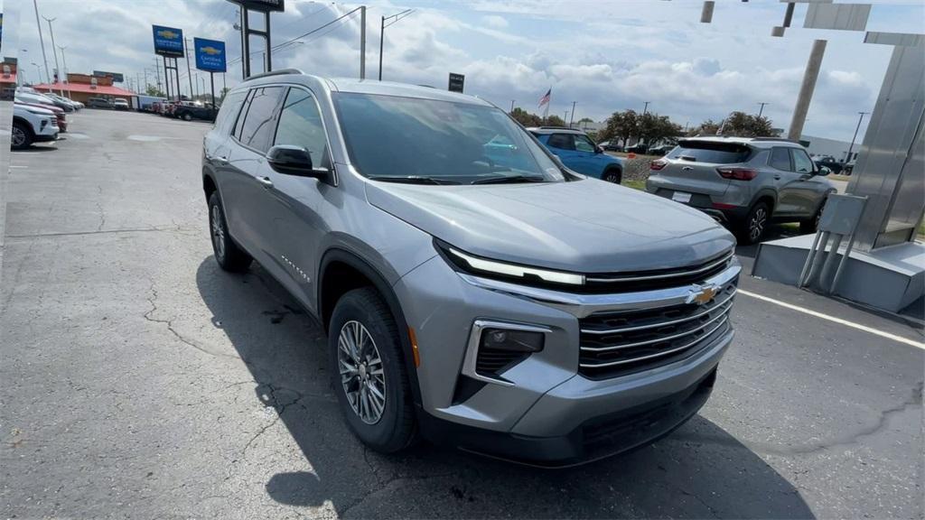 new 2025 Chevrolet Traverse car, priced at $43,220