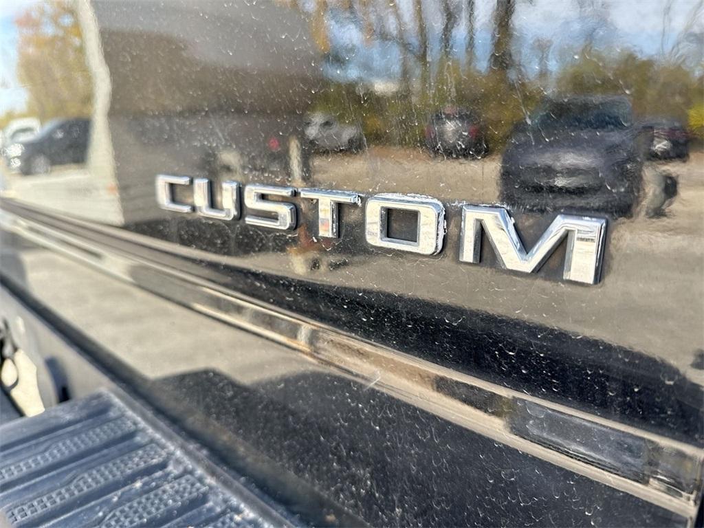 used 2022 Chevrolet Silverado 2500 car, priced at $39,990