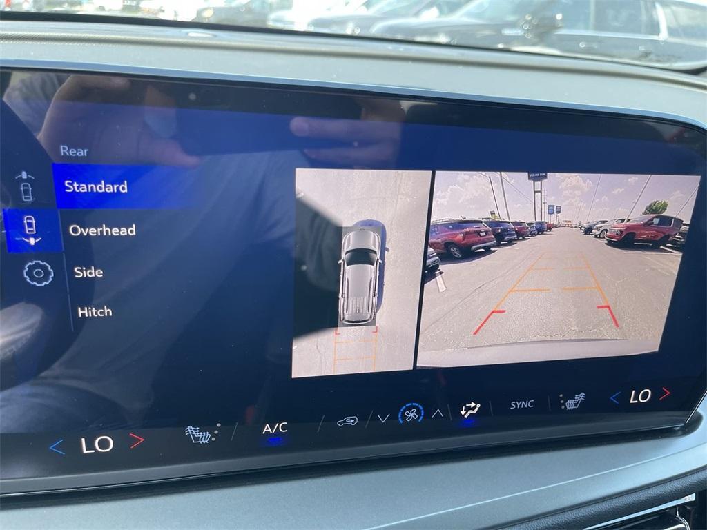new 2025 Chevrolet Traverse car, priced at $44,255