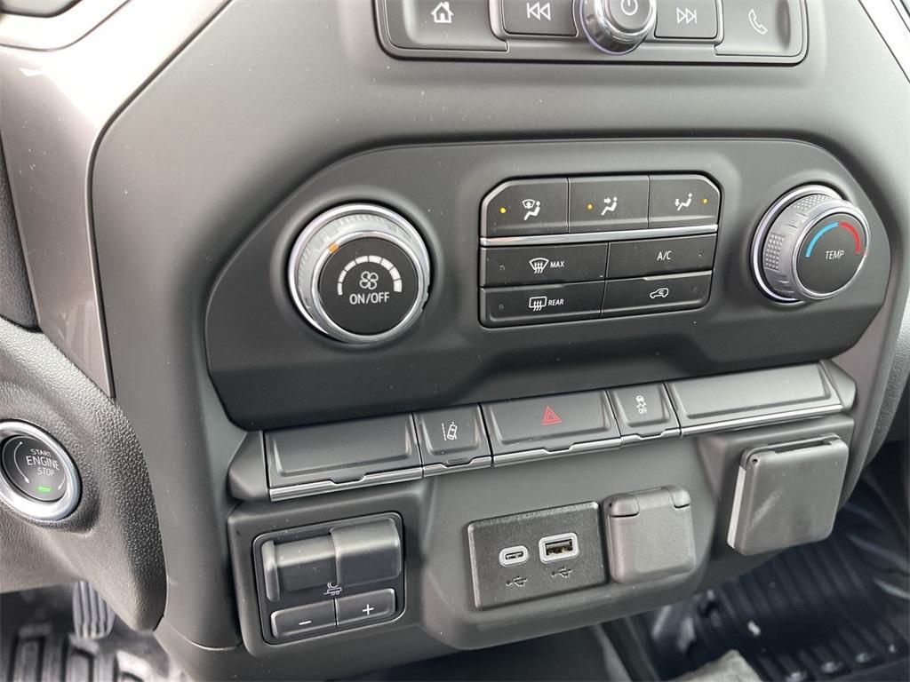 new 2024 Chevrolet Silverado 2500 car, priced at $67,212