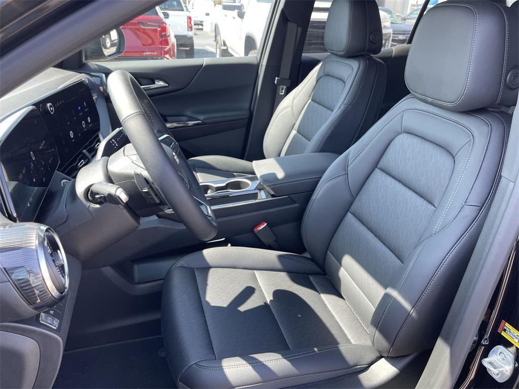 new 2025 Chevrolet Equinox car, priced at $30,230