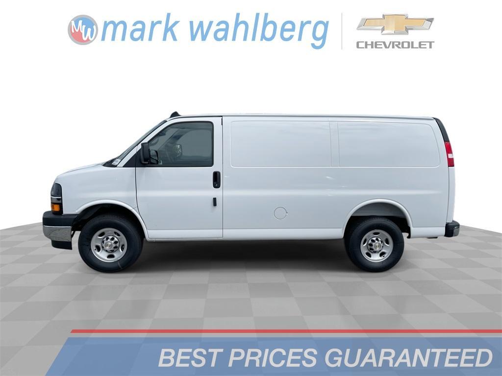 new 2025 Chevrolet Express 2500 car