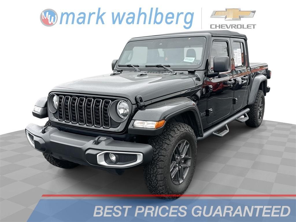 used 2024 Jeep Gladiator car, priced at $38,981