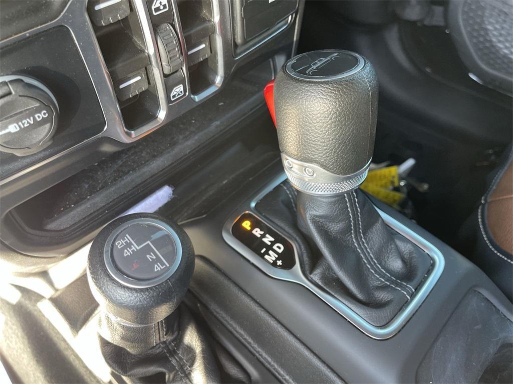 used 2024 Jeep Gladiator car, priced at $38,981