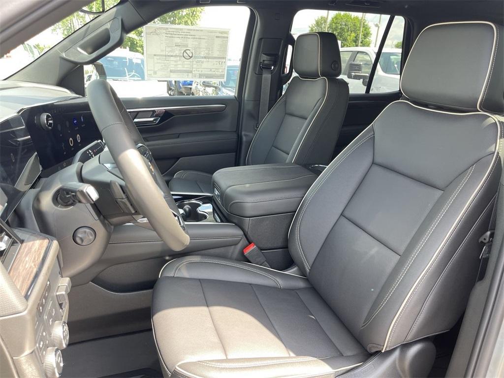 new 2025 Chevrolet Tahoe car, priced at $79,905