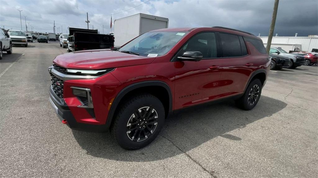 new 2025 Chevrolet Traverse car, priced at $50,815