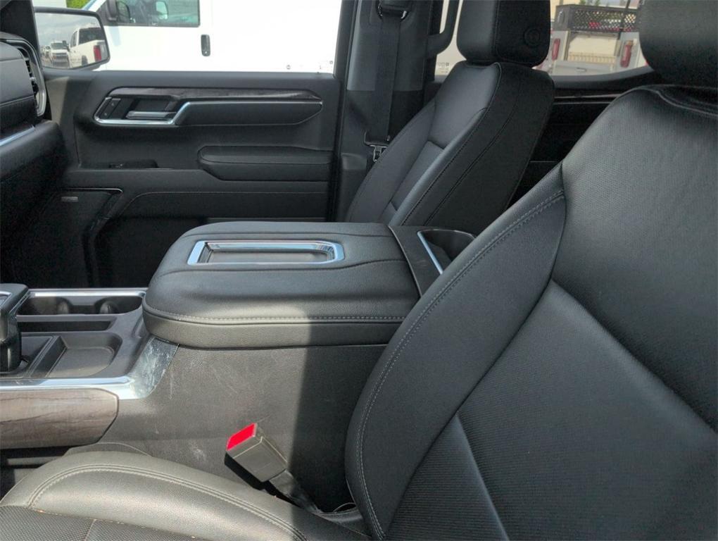 used 2022 Chevrolet Silverado 1500 car, priced at $44,990