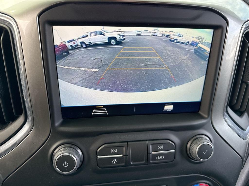 used 2021 Chevrolet Silverado 1500 car, priced at $33,991