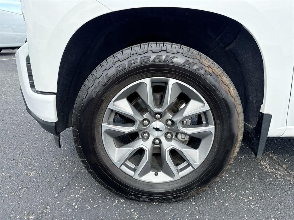 used 2021 Chevrolet Silverado 1500 car, priced at $33,991