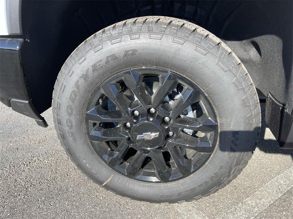 new 2025 Chevrolet Silverado 2500 car, priced at $55,450