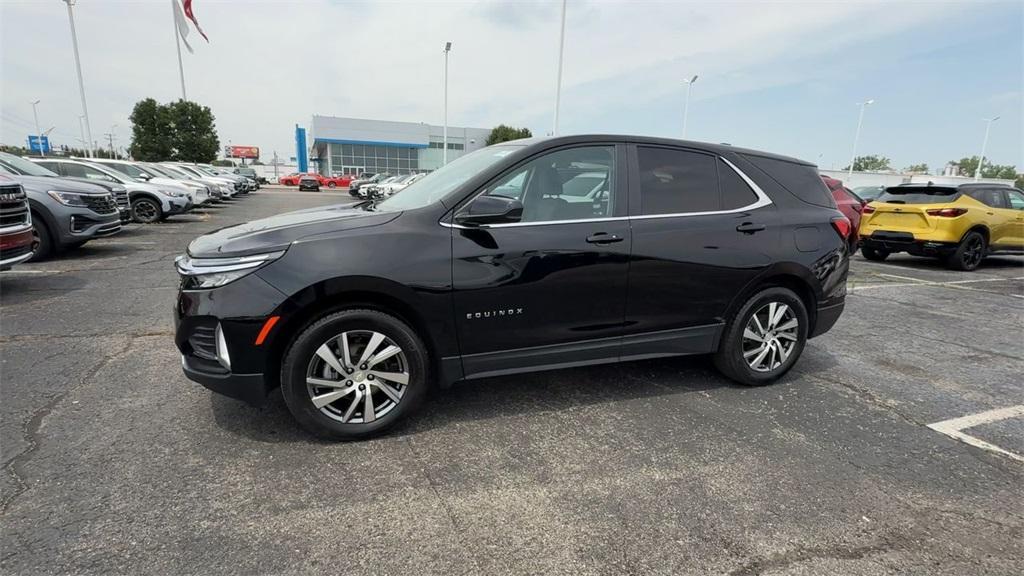 used 2023 Chevrolet Equinox car, priced at $23,990