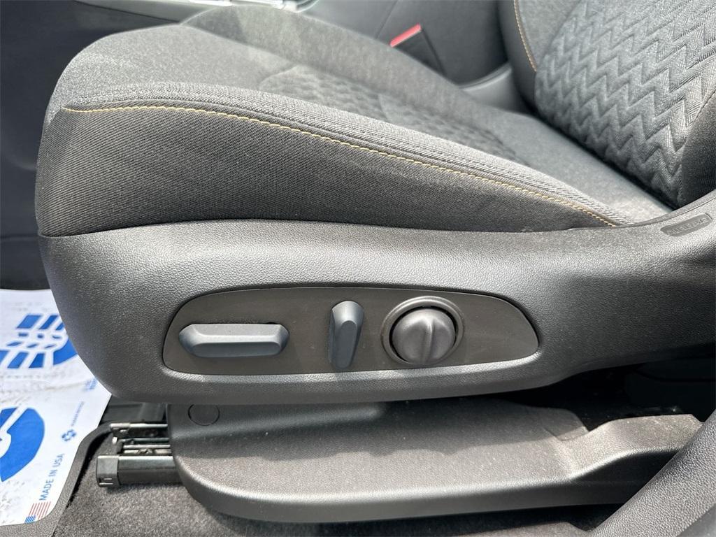 used 2023 Chevrolet Equinox car, priced at $23,990