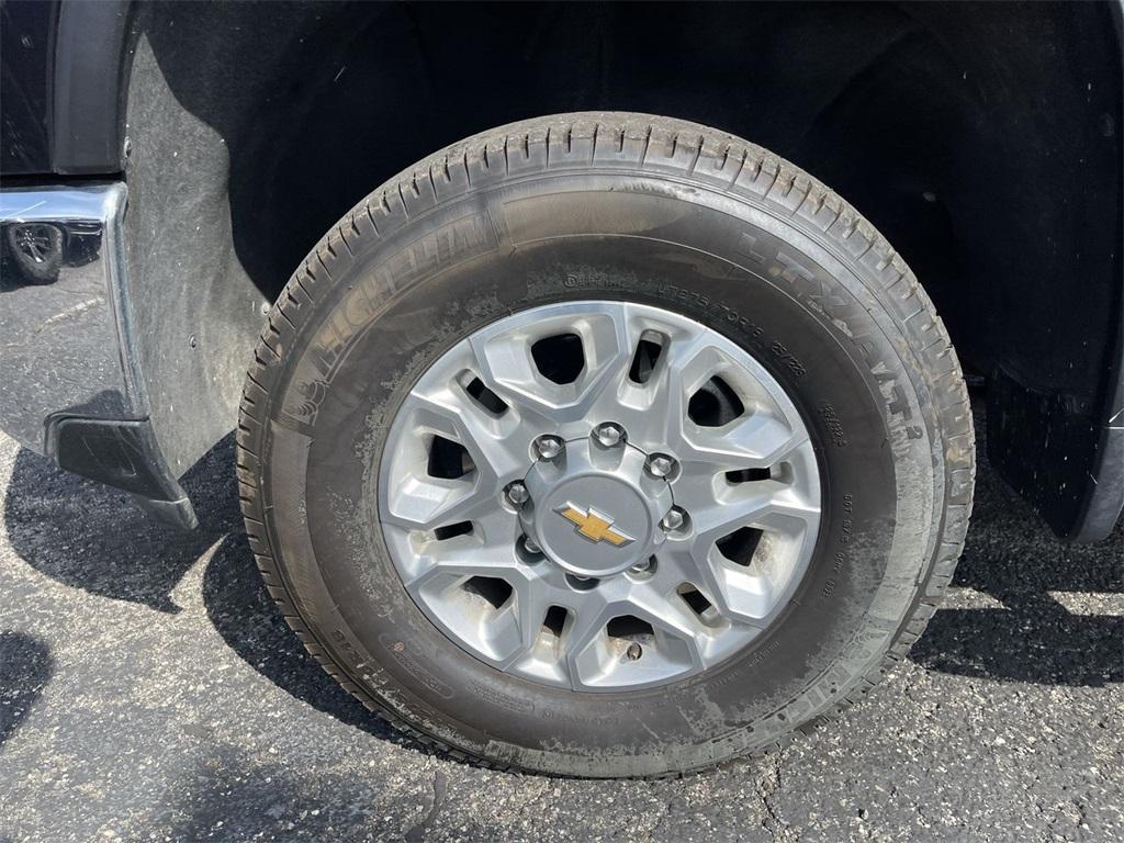 used 2024 Chevrolet Silverado 2500 car, priced at $57,991