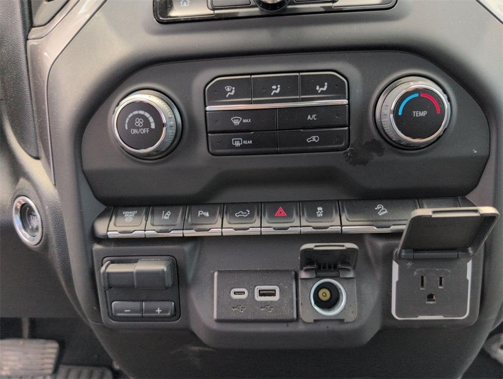 used 2024 Chevrolet Silverado 2500 car, priced at $52,990