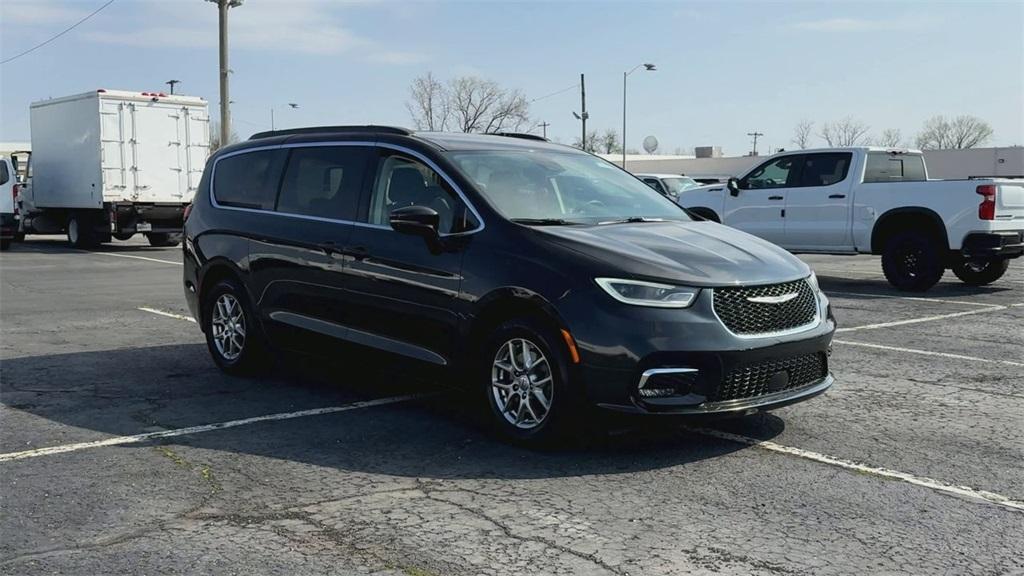 used 2021 Chrysler Pacifica car, priced at $19,888