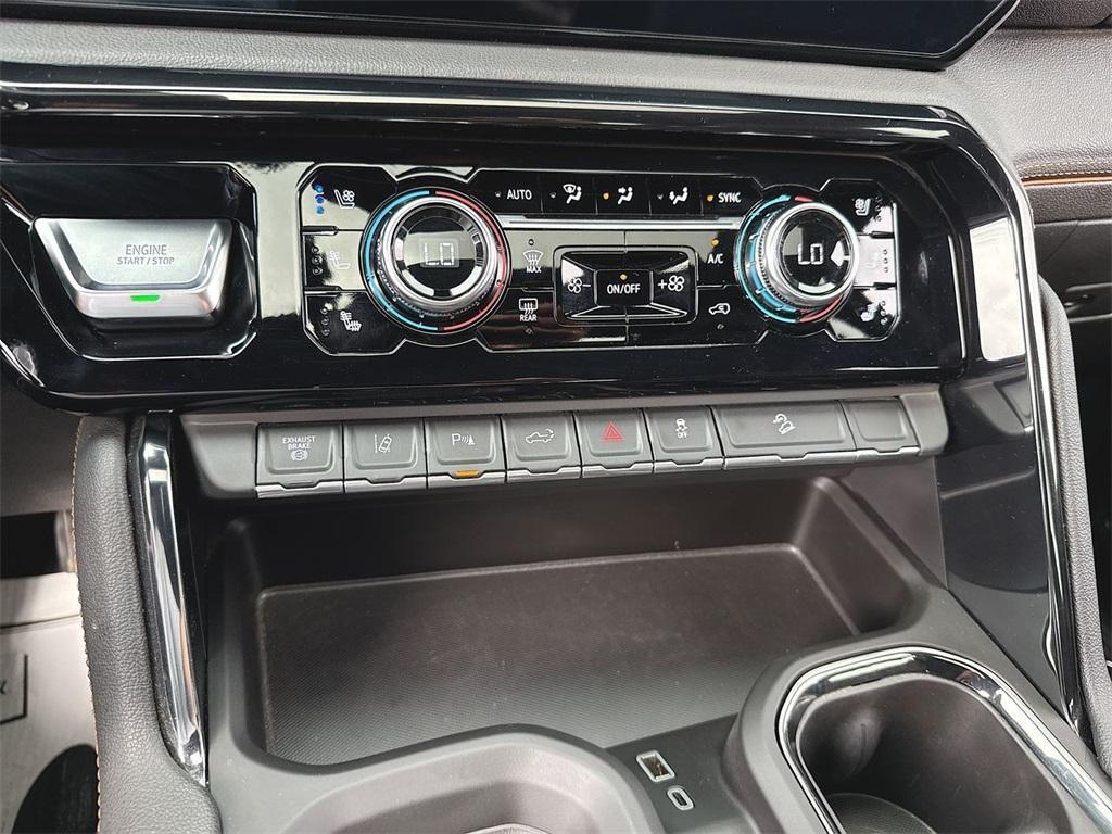 used 2024 GMC Sierra 2500 car, priced at $73,981