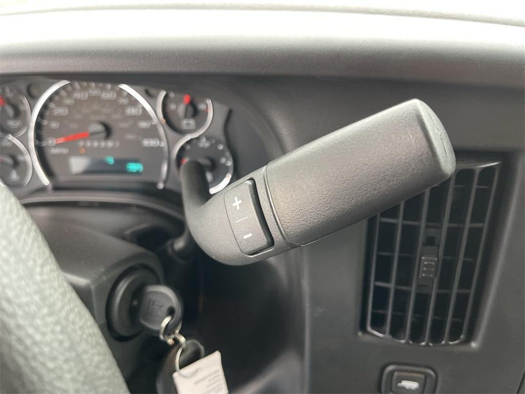 new 2025 Chevrolet Express 2500 car
