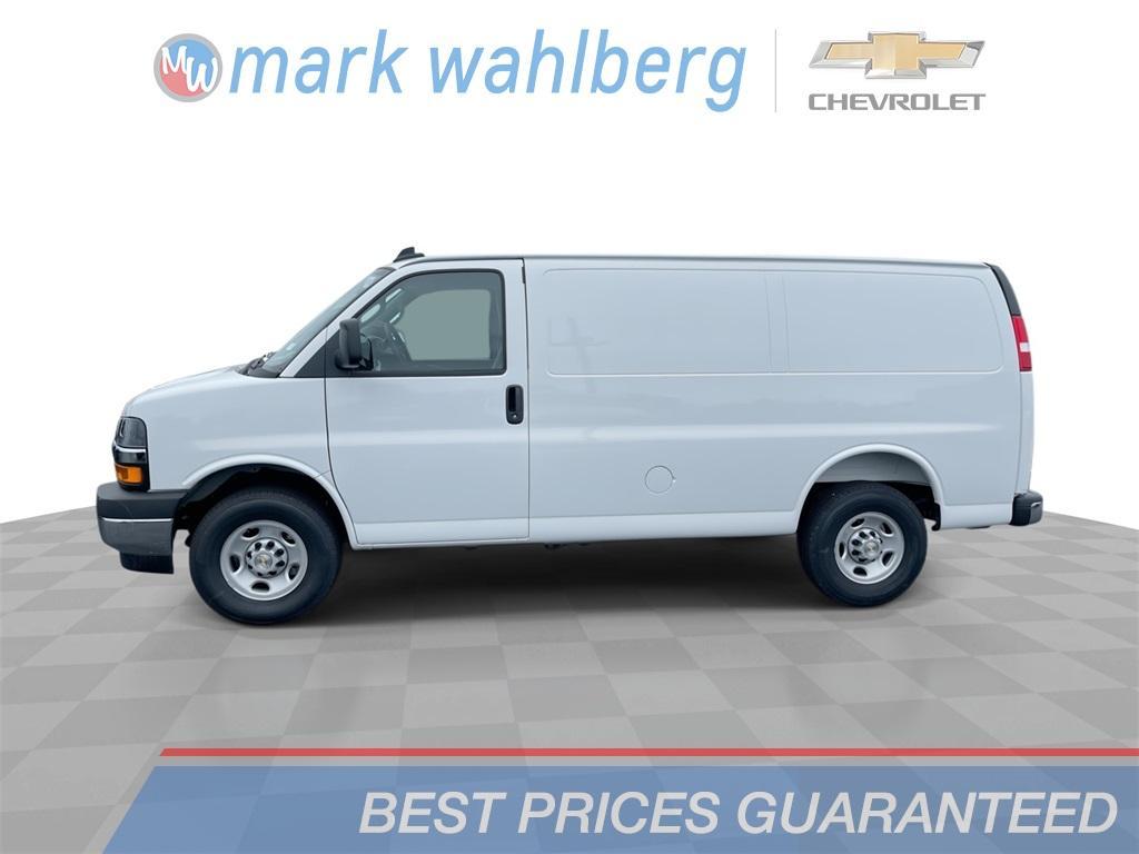 new 2025 Chevrolet Express 2500 car