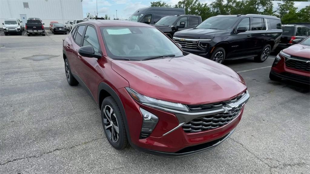 new 2025 Chevrolet Trax car, priced at $24,185