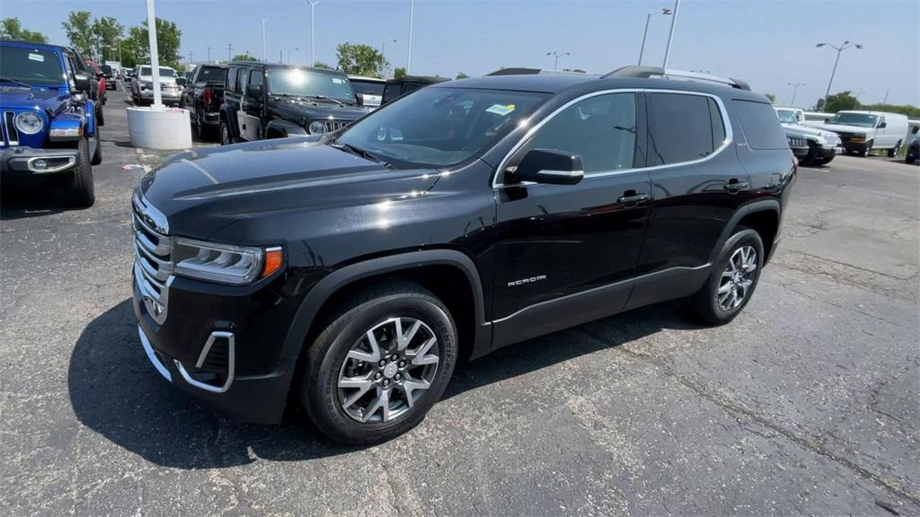 used 2023 GMC Acadia car, priced at $27,990