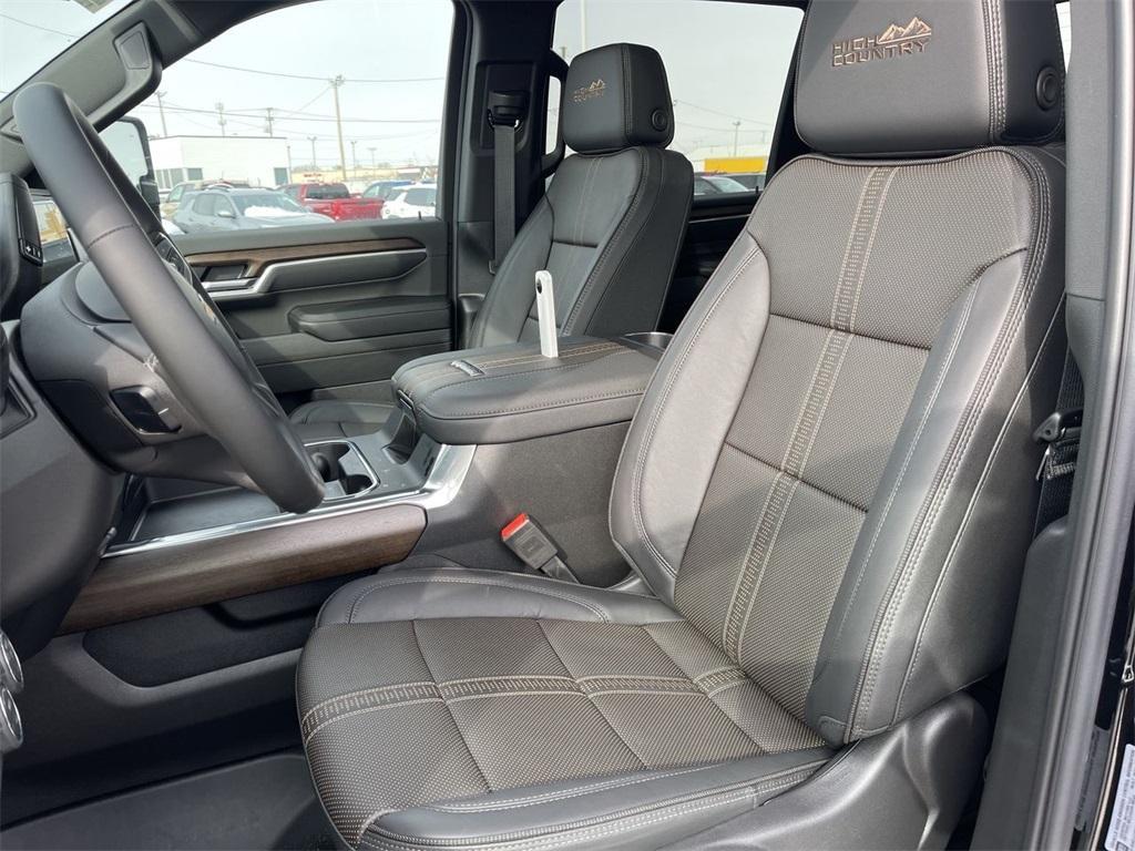 new 2025 Chevrolet Silverado 3500 car, priced at $92,935