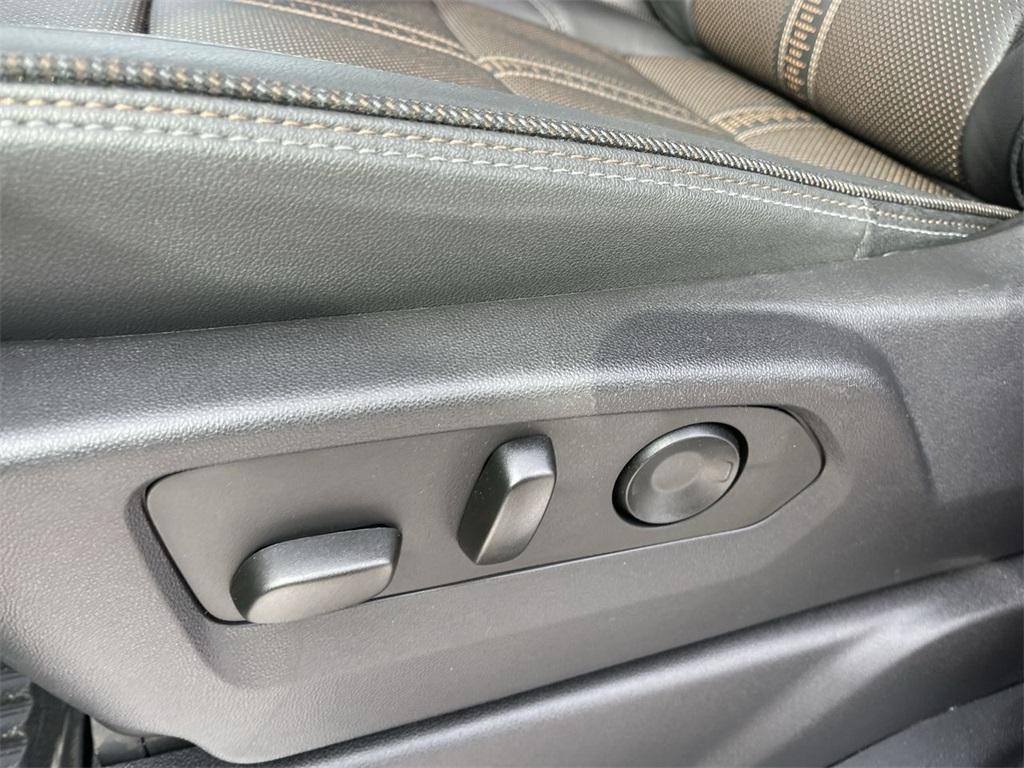 new 2025 Chevrolet Silverado 3500 car, priced at $92,935