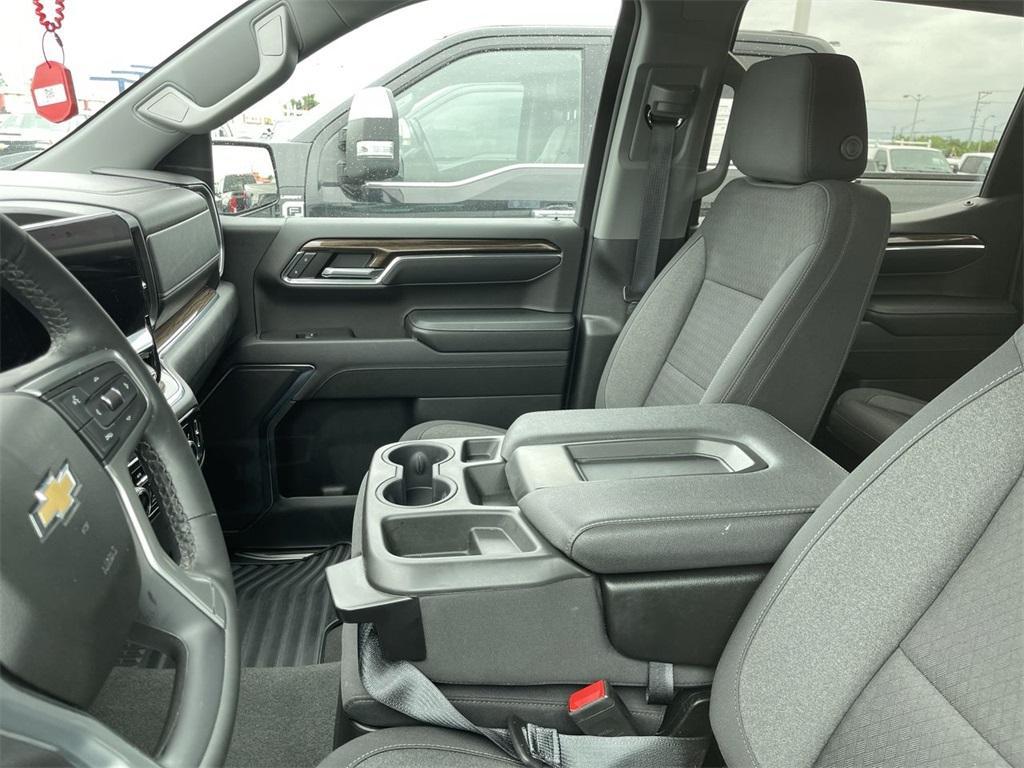 used 2023 Chevrolet Silverado 1500 car, priced at $38,990