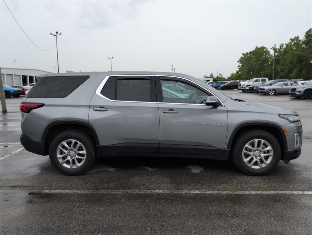 used 2023 Chevrolet Traverse car, priced at $28,990