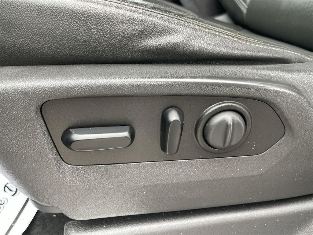 used 2020 GMC Sierra 1500 car, priced at $33,990