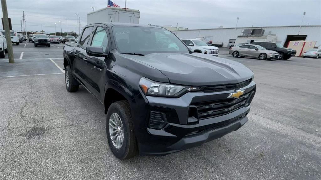new 2025 Chevrolet Colorado car, priced at $38,170
