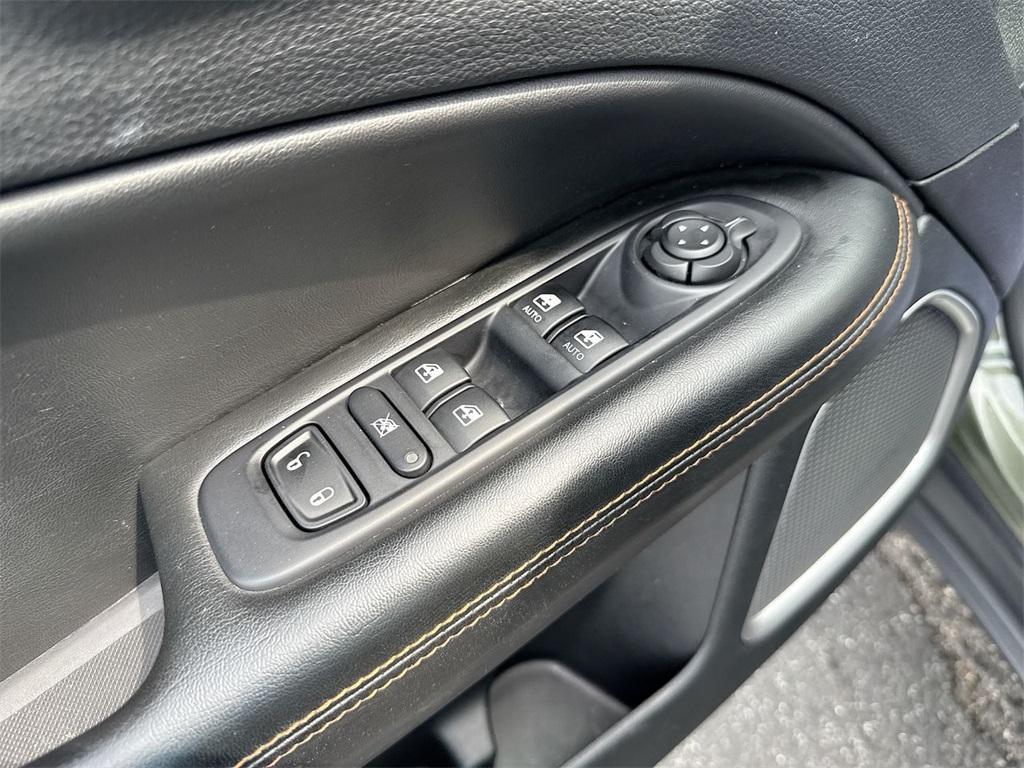 used 2018 Jeep Compass car, priced at $15,781
