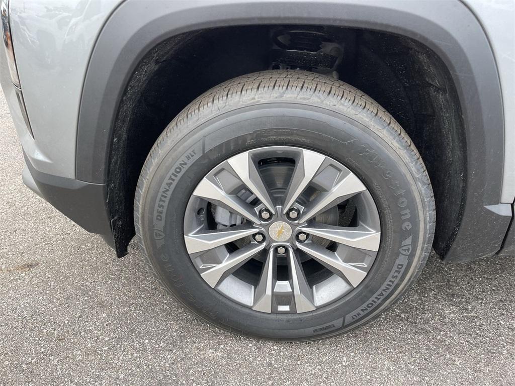 new 2026 Chevrolet Equinox car, priced at $28,290