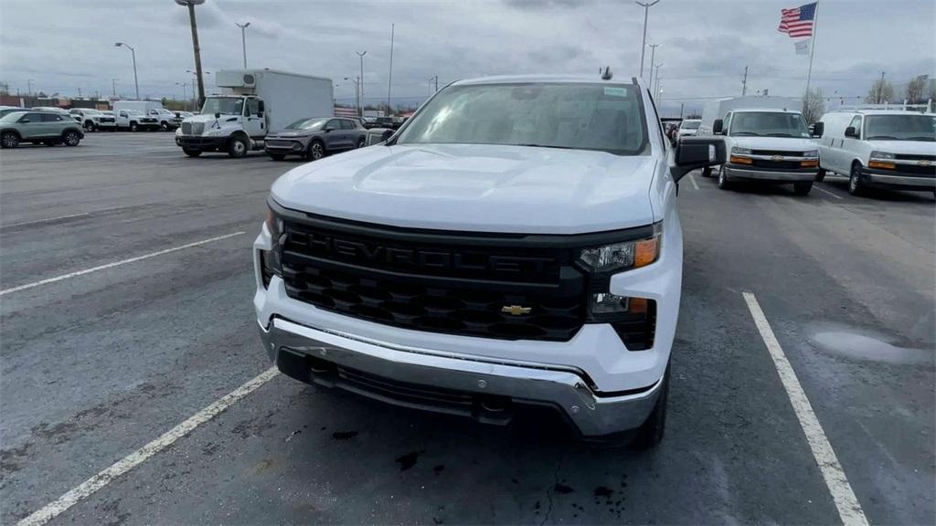 new 2025 Chevrolet Silverado 1500 car, priced at $44,220