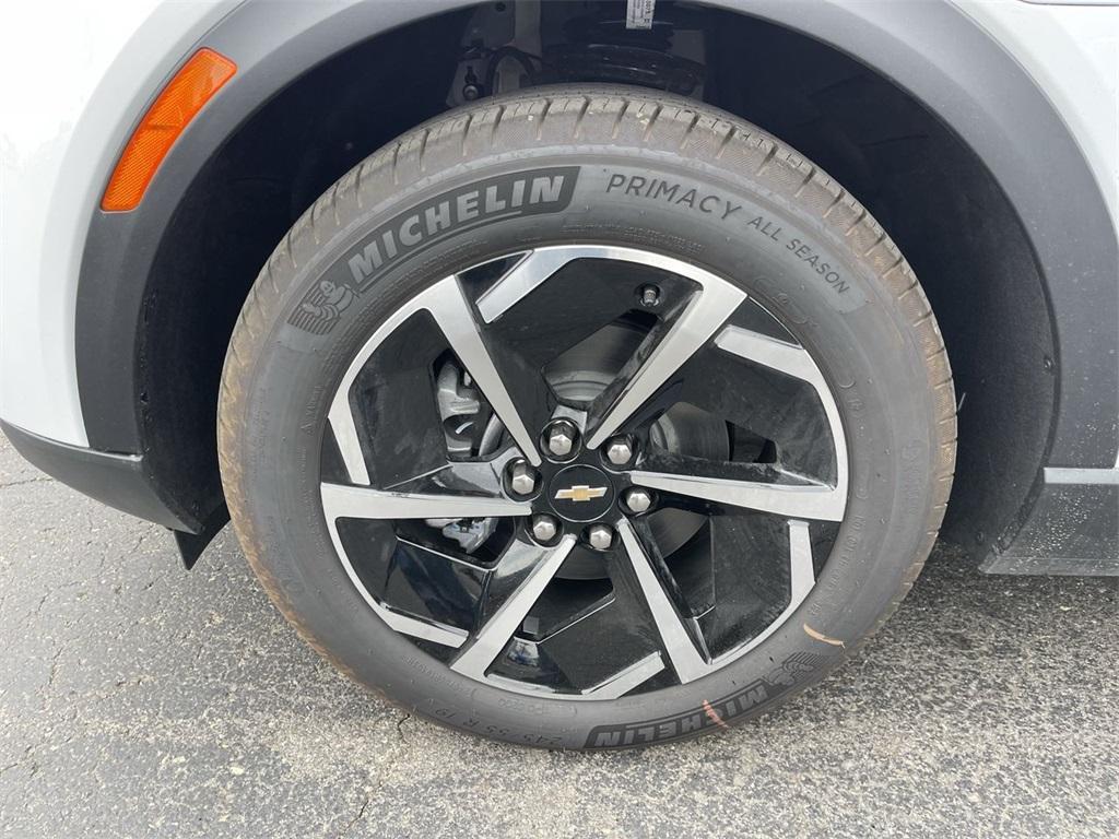 new 2026 Chevrolet Equinox EV car, priced at $38,295