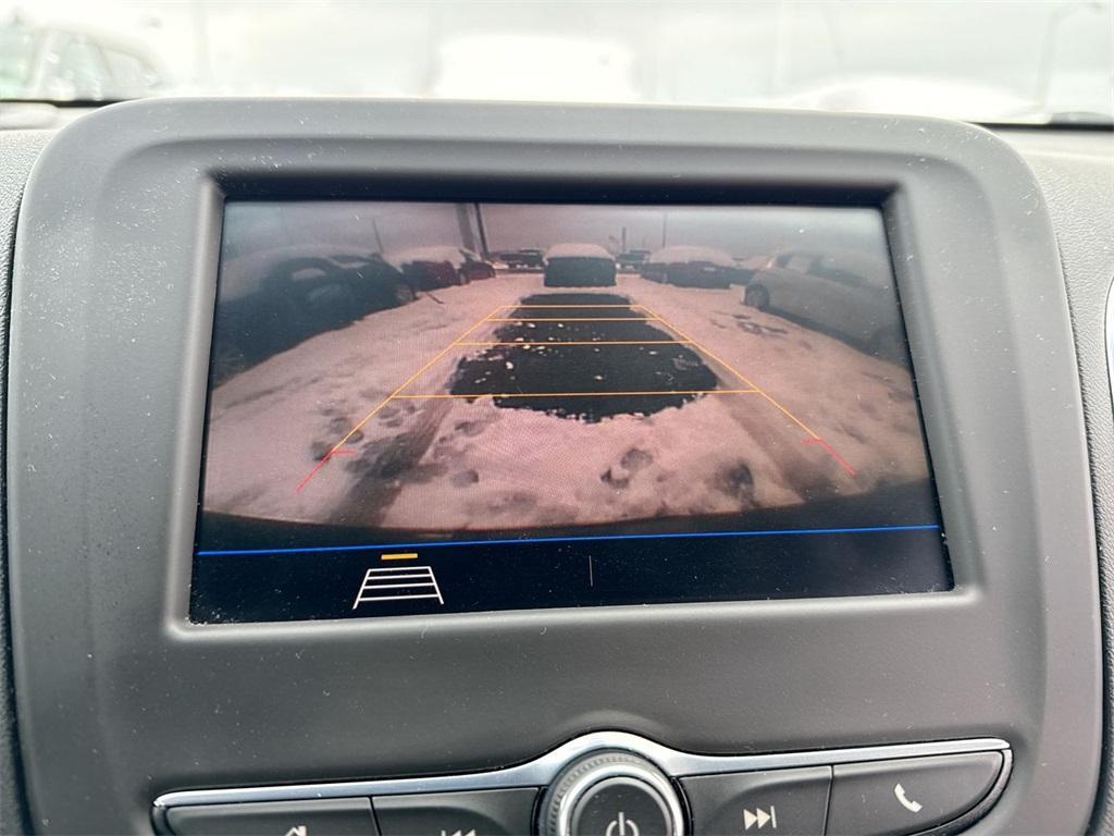 used 2021 Chevrolet Equinox car, priced at $18,888