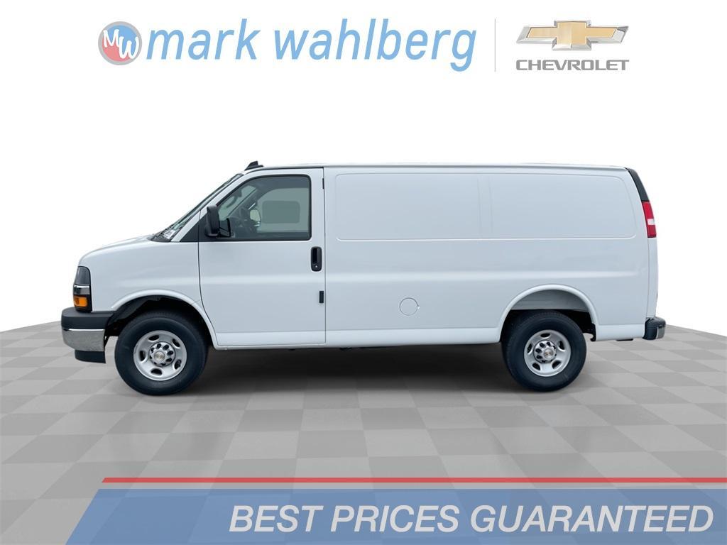 new 2025 Chevrolet Express 2500 car