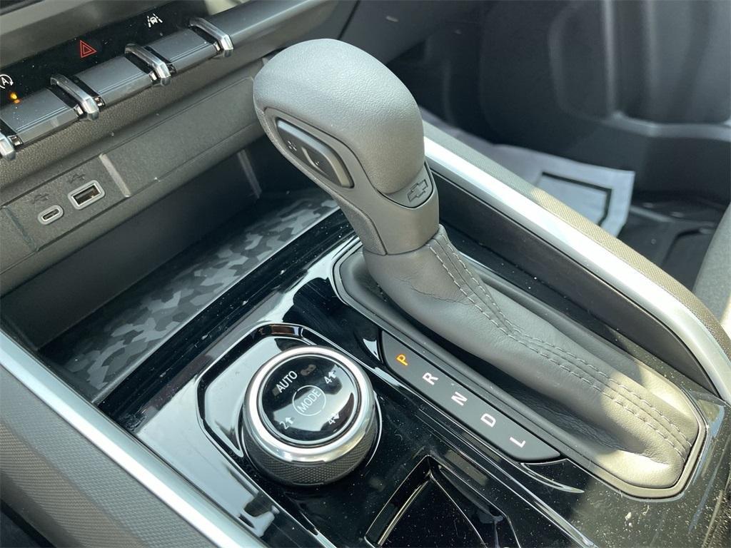 new 2025 Chevrolet Colorado car, priced at $40,290