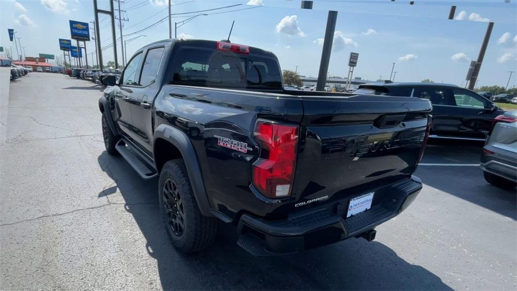 new 2025 Chevrolet Colorado car, priced at $40,290