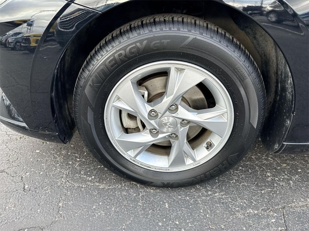 used 2021 Hyundai Elantra car, priced at $14,991