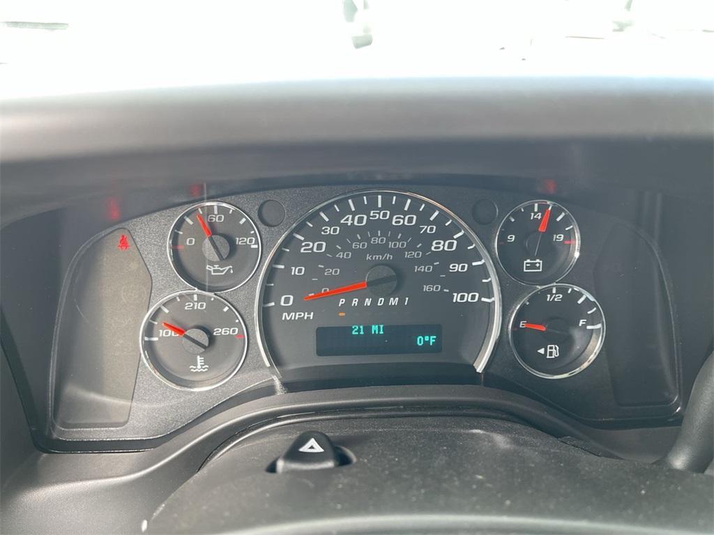 new 2025 Chevrolet Express 2500 car