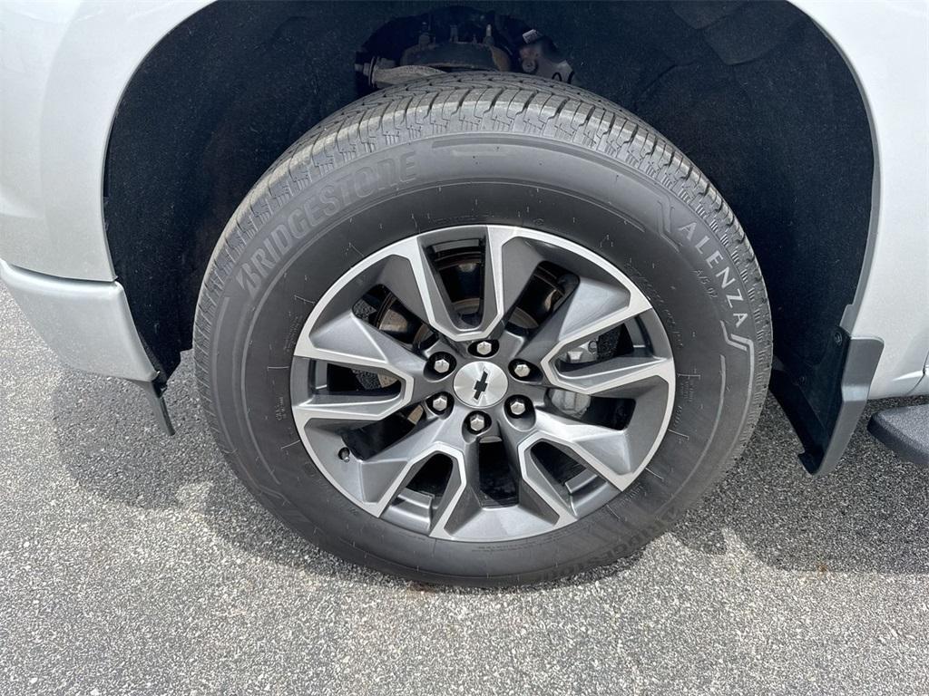 used 2022 Chevrolet Silverado 1500 car, priced at $42,990