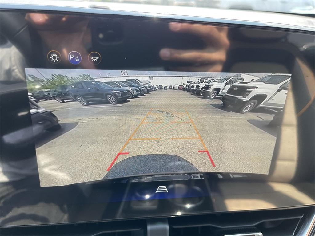 new 2026 Chevrolet Equinox car, priced at $39,165